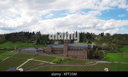 Abbaye de Saint-Hildegard depuis les airs Banque D'Images