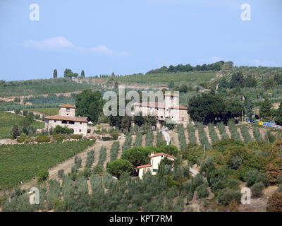 Villa en Toscane entre vignobles et oliveraies un Banque D'Images