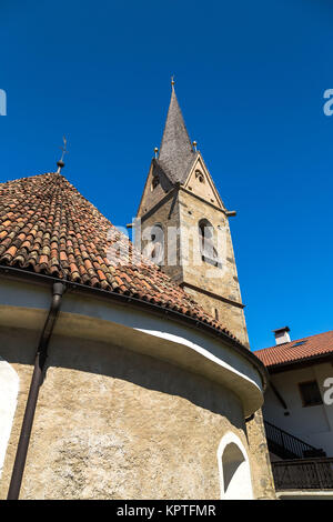 Église ronde de Saint-Georgen près de Schenna, Merano, Tyrol du Sud Banque D'Images