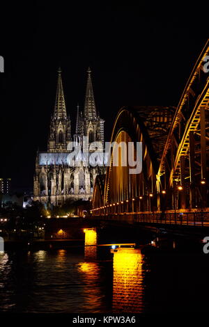 Vue du haut de la cathédrale de Cologne Banque D'Images