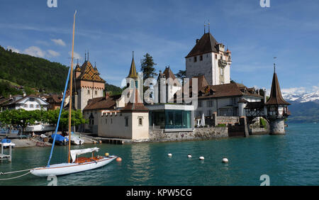 Schloss Oberhofen am Thunersee Banque D'Images