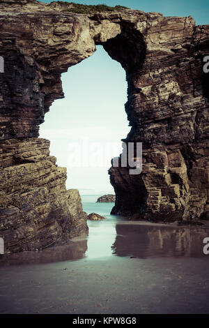 Playa de las catedrales - belles plages dans le nord de l'Espagne. Banque D'Images