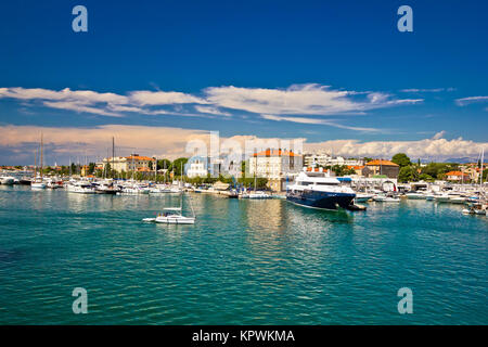 Ville de Zadar et vue sur le port Banque D'Images