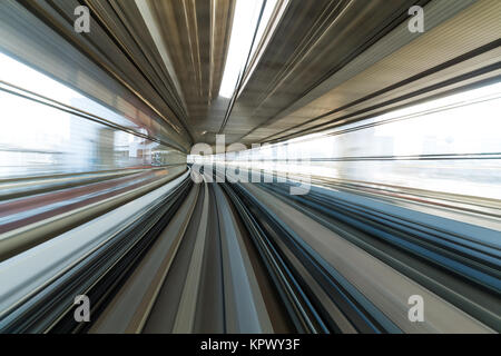 Billet de train dans le tunnel Banque D'Images