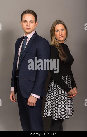 L'Apprenti finalistes James White et Sarah Lynn, qui va se battre pour gagner Lord Sugar&Otilde;s investissements lors de la finale de dimanche 17 décembre, en raison d'être diffusé à partir de 21h sur BBC One. Banque D'Images