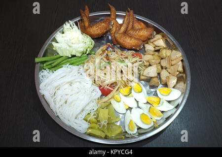 Salade de papaye, Thaï épicé Banque D'Images