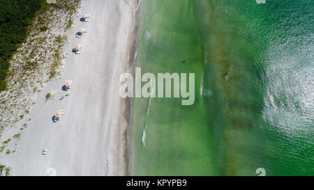 Une vue aérienne de Longboat Key Beach dans le comté de Sarasota, en Floride. Banque D'Images