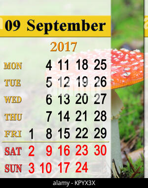 Calendrier pour 2017 Septembre avec rouges champignon Banque D'Images