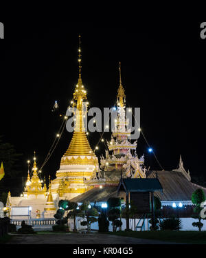 Wat Chong Klang, temple de style birman à Mae Hong Son, Thaïlande Banque D'Images