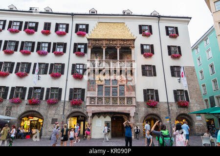 Le Goldenes Dachl (Toit Doré), une structure historique situé dans la vieille ville (Altstadt) section d'Innsbruck, Tyrol, Autriche, et la ville la plus fa Banque D'Images