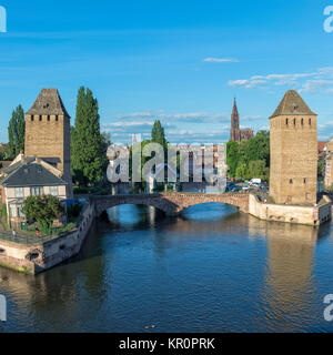 Ponts couverts plus mauvais Canal, Strasbourg, Alsace, Bas-Rhin, France Banque D'Images