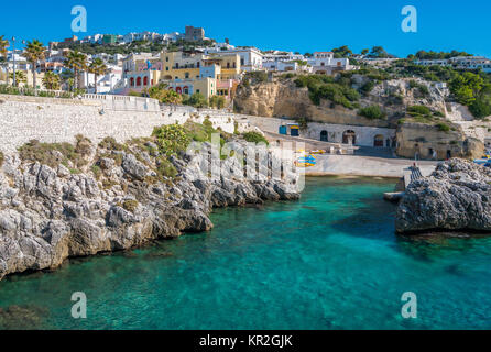 Vue panoramique à Castro, dans la région de Salento des Pouilles, en Italie. Banque D'Images