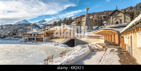 Patinoire naturelle du Kulm Country Club de Kulm Park, St.Moritz, Grisons, Suisse Banque D'Images