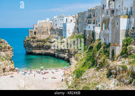 Polignano a Mare, Province de Bari, Pouilles, Italie du sud. Banque D'Images