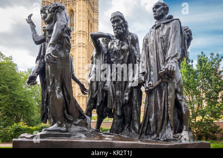 Les Bourgeois de Calais, Auguste Rodin. Distribution de la sculpture d'origine situé dans les jardins de la Tour Victoria, Westminster, London, UK Banque D'Images