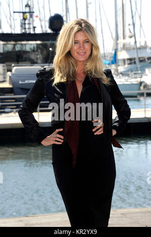 Cannes (sud-est de la France) : Rachel Hunter, actrice et productrice de cinéma, assistant à la média MIPTV 2015 ÒMarche (Marché International des Programmes d Banque D'Images