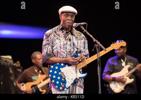 Buddy Guy au 'Jazz a Juan' Festival à la Pinède Gould à Juan-les-Pins sur 2017/07/16 Banque D'Images