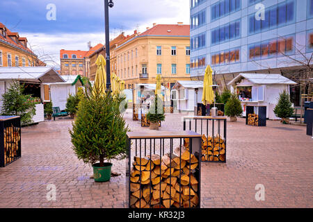 Marché de Noël de Zagreb sur l'Avent, la place européenne dans la capitale de la Croatie Banque D'Images