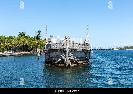 Vizcaya,florida gran moins residence under blue sky Banque D'Images