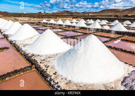 Dans l'amas de sels de salines de janubio à Lanzarote Banque D'Images