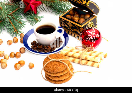 La direction générale de conifères, le bicarbonate, le café et nucules, still life Banque D'Images