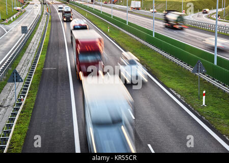 Quatre voies à l'accès à l'autoroute en Pologne Banque D'Images