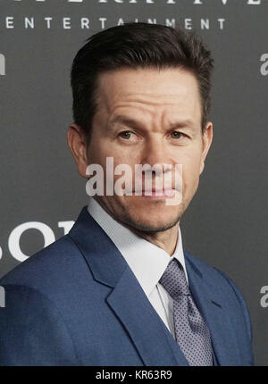 Los Angeles, USA. Dec 18, 2017. Mark Wahlberg 015 assiste à la première de Sony Pictures Entertainment's 'tout l'argent dans le monde" à Samuel Goldwyn Theatre le 18 décembre 2017 à Beverly Hills, Californie Crédit : Tsuni/USA/Alamy Live News Banque D'Images