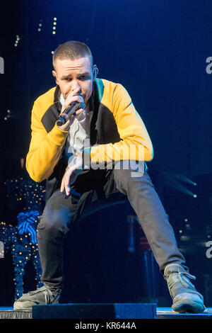 Tampa, Floride, USA. Déc 16, 2017. LIAM PAYNE durant la 93.3 FLZ FM Jingle Ball 2017 à Amalie Arena à Tampa, Floride Crédit : Daniel DeSlover/ZUMA/Alamy Fil Live News Banque D'Images