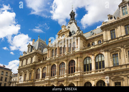 Palais de la Bourse a également appelé du Commerce à la place des Cordelier à Lyon, France Banque D'Images