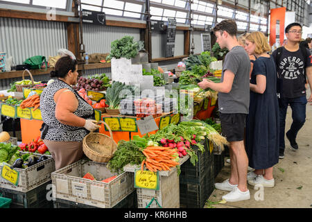Carriageworks Farmers Market dans la banlieue de Eveleigh, Sydney, New South Wales, Australia Banque D'Images