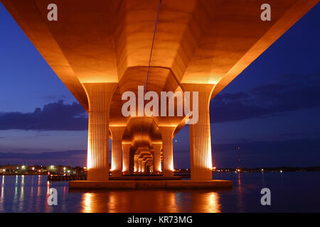 Pont Roosevelt, Stuart, FL USA Banque D'Images