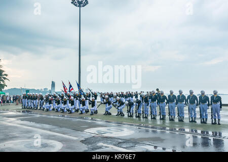 Pattaya, Thaïlande - 15 novembre 2017 : démonstration de la marine thaïlandaise plaqués percer sur le 50e anniversaire de la Revue internationale de la flotte de l'ASEAN 2017 Banque D'Images