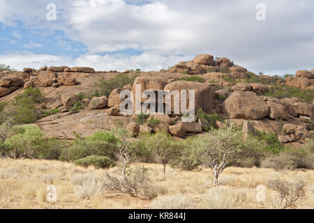 Sur le troglodyte guest farm dans Omandumba Montagnes Erongo en Namibie Banque D'Images