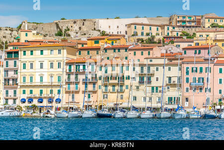 Porto Ferraio dans l'île d'Elbe, Toscane, Italie Banque D'Images