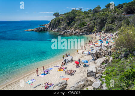 Vue panoramique de Cavoli plage dans l'île d'Elbe, Toscane, Italie. Banque D'Images