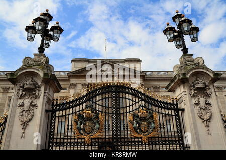 Façade du Palais de Buckingham à Londres - Grande-Bretagne Banque D'Images