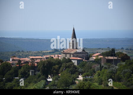 gronzjan,istrie,croatie,ville,colline,ville des artistes,moyen-âge,tradition Banque D'Images