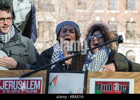 Décembre 17, 2018, Boston (Massachusetts). Les militants de la paix de protestation contre le président de l'emporter sur la reconnaissance de Jérusalem comme capitale d'Israël. Banque D'Images