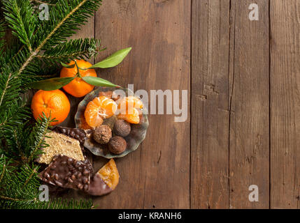 Chocolat, truffes et tangerins Banque D'Images