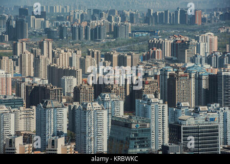 Beijing, Chine - 7 Avril 2016 : bâtiments d'habitation dans le centre-ville de Beijing. Banque D'Images