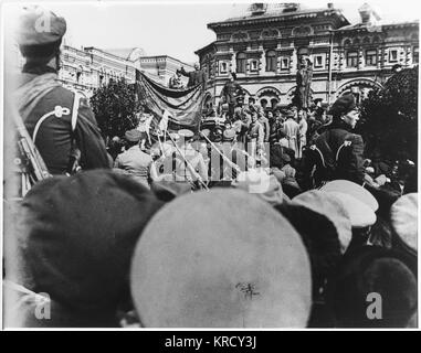 LÉNINE PARLANT 1919 Banque D'Images