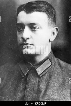 Mikhaïl Nikolaïevitch Toukhatchevski, commandant militaire soviétique, chef de l'Armée Rouge (1925-28). Il a été l'un des plus éminents victimes des grandes purges de la fin des années 1930. Date : 1893 - 1937 Banque D'Images