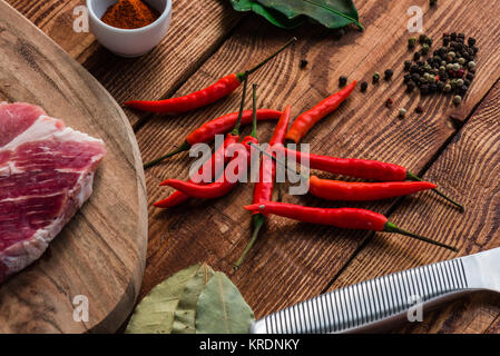 Piment de Cayenne, avec de la viande en poudre et d'autres épices Banque D'Images