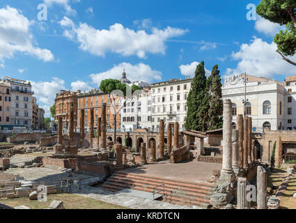 Largo di Torre Argentina, dans le centre historique, Rome, Italie Banque D'Images