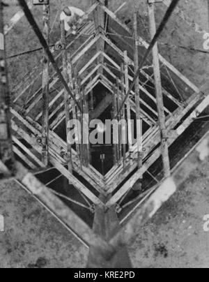 Haut en RobertHGoddardRocket Banque D'Images