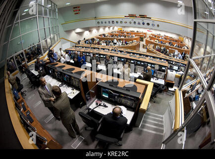 Quatre prix de tir le Centre de contrôle de lancement lancement de STS-130 Banque D'Images