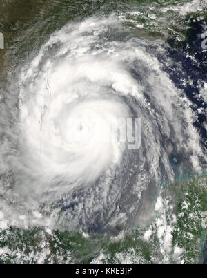 L'ouragan Emily 19 juillet 2005 1920Z Banque D'Images