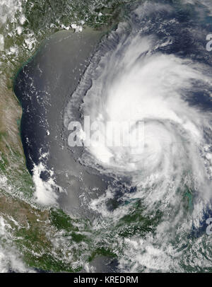 L'ouragan Emily 18 juillet 2005 1710Z Banque D'Images