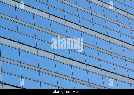 Fond bleu verre bureau windows Banque D'Images