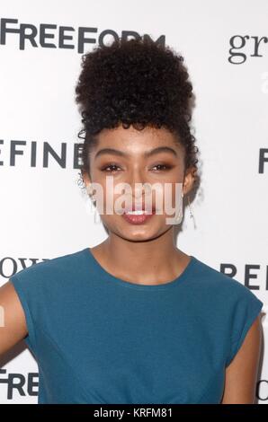 Hollywood, CA. 13 Décembre, 2017. Yara Shahidi aux arrivées pour les ISH Premiere, Lure discothèque, Hollywood, CA, 13 décembre 2017. Credit : Priscilla Grant/Everett Collection/Alamy Live News Banque D'Images